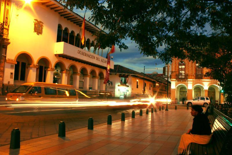 Hotel Coronel Cuenca Exterior foto